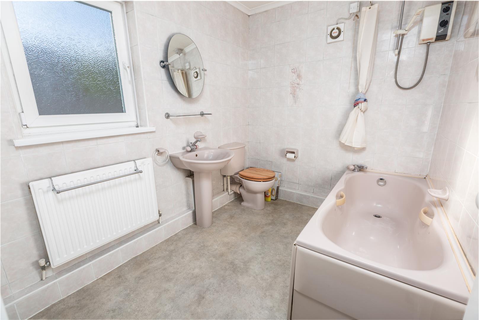 Penlan Road, Treboeth, Swansea, SA5 7DD